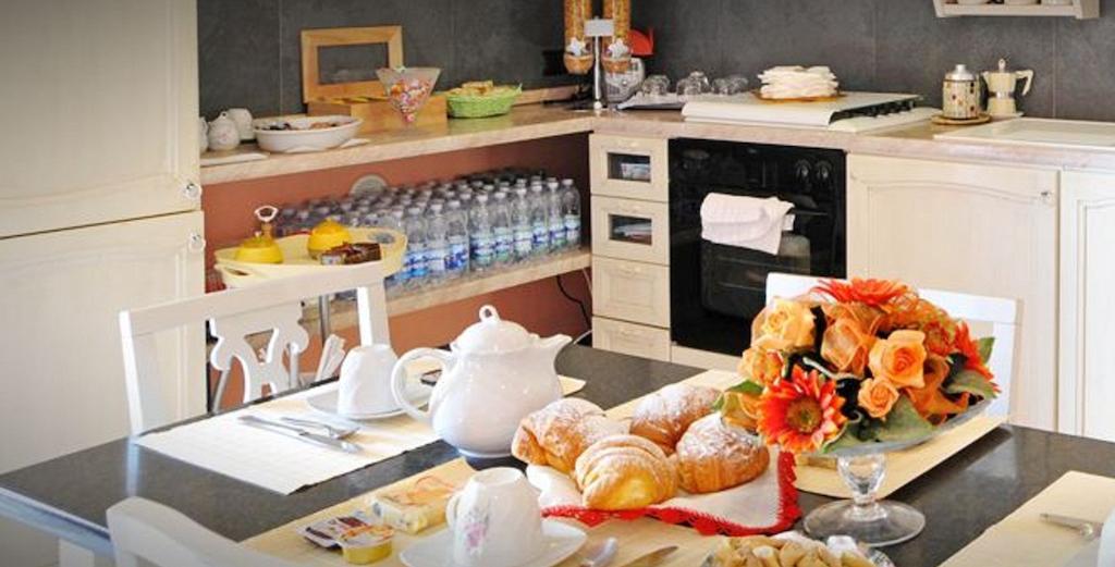 Bed and Breakfast Oasi Del Relax Civitavecchia Habitación foto